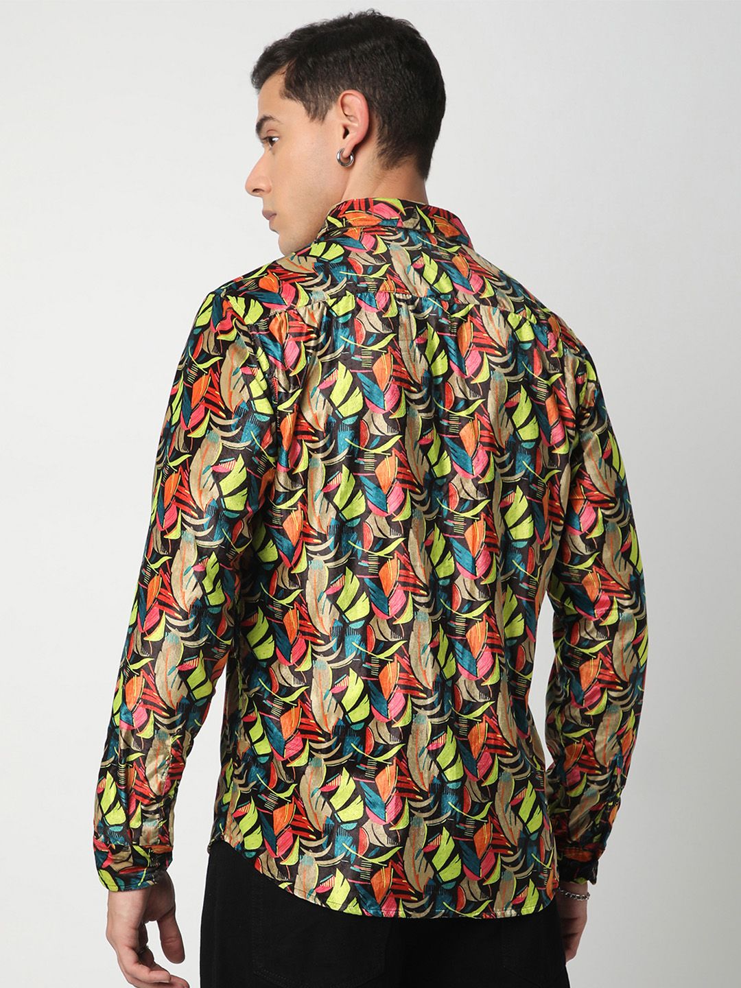 VASTRADO Men Classic Spread Collar Floral Printed Slim Fit Casual Shirt