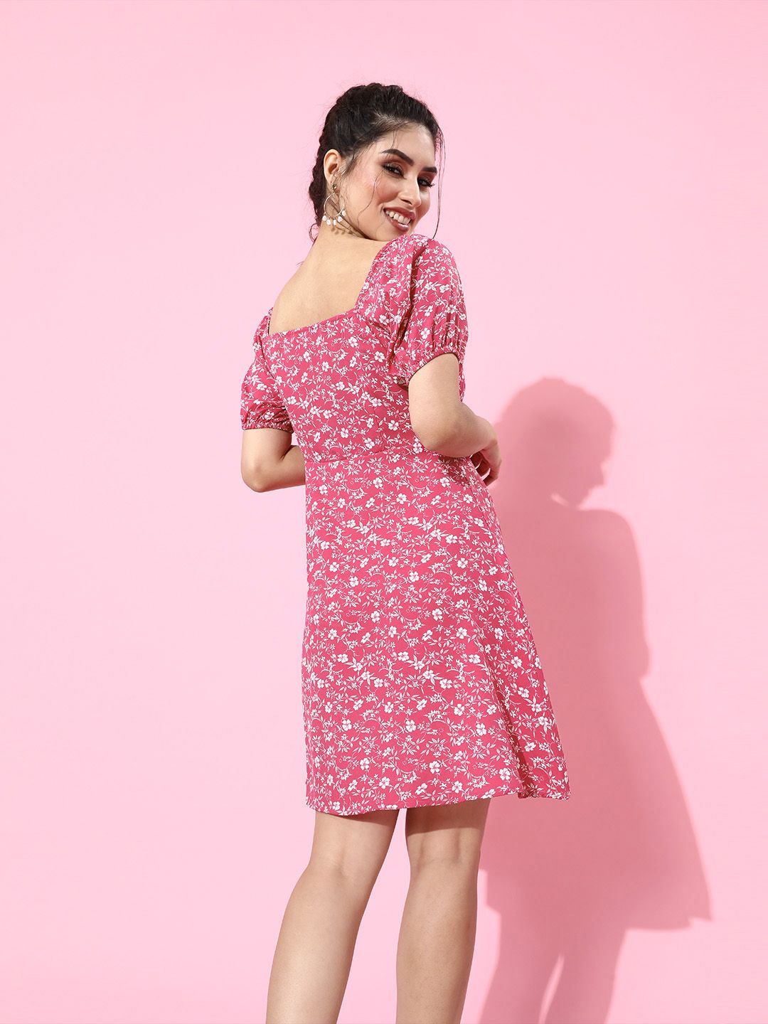 Berrylush Women Pretty Pink Floral Puff Sleeves Dress