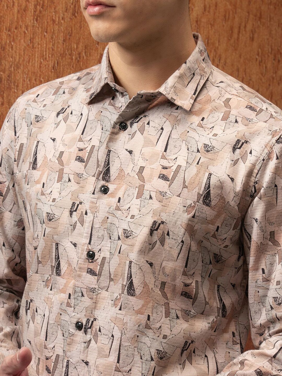 LOCOMOTIVE Slim Fit Printed Opaque Casual Shirt
