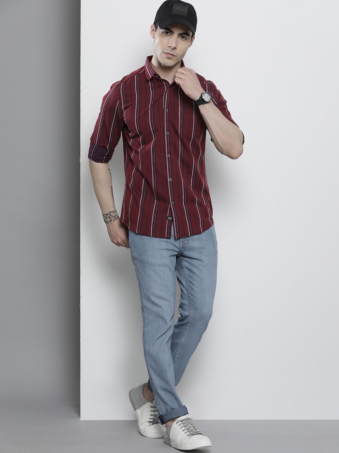 The Indian Garage Co Men Striped Casual Shirt