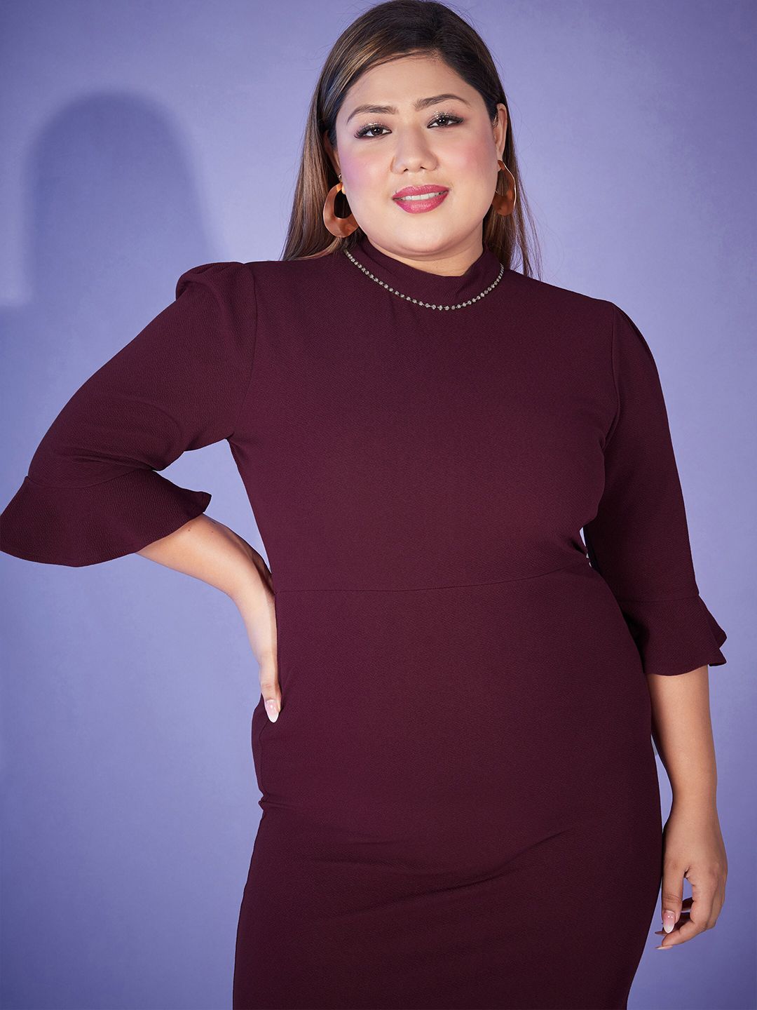 SASSAFRAS Curve Plus Size Burgundy Bell Sleeve Sheath Dress