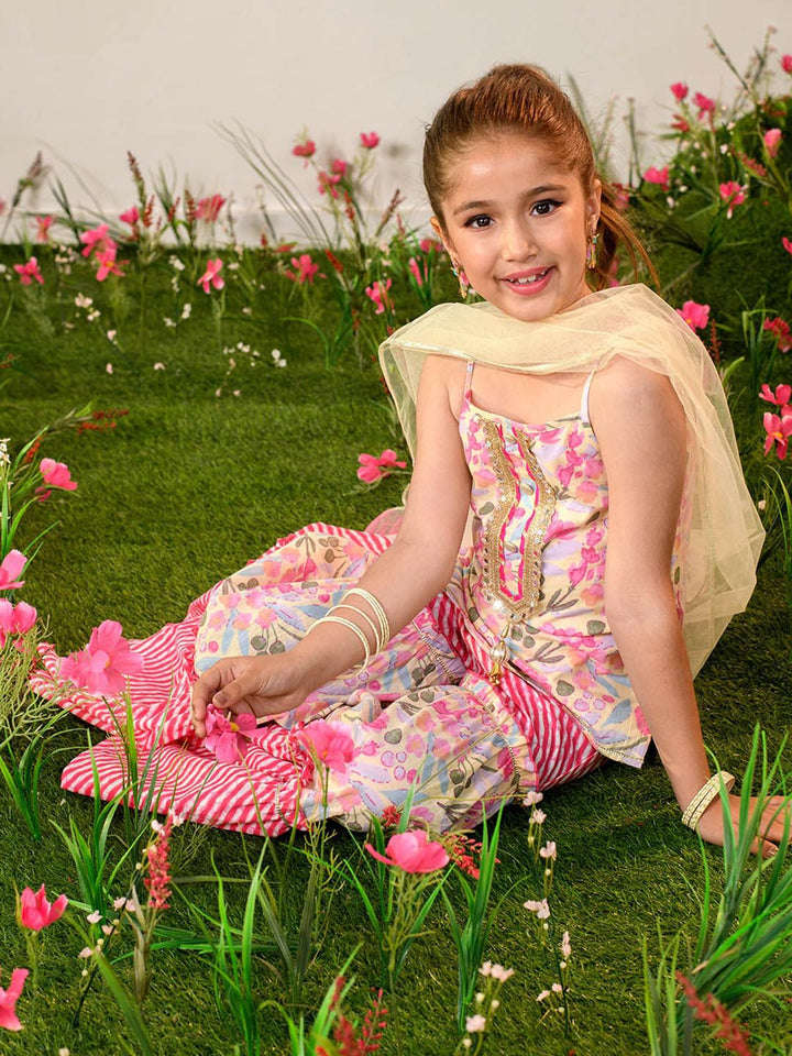 pspeaches Girls Floral Printed Regular Pure Cotton Kurta with Sharara & Dupatta