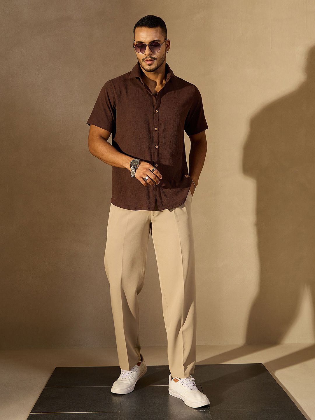 DENNISON Men Solid Spread Collar Oversized Smart Casual Shirt