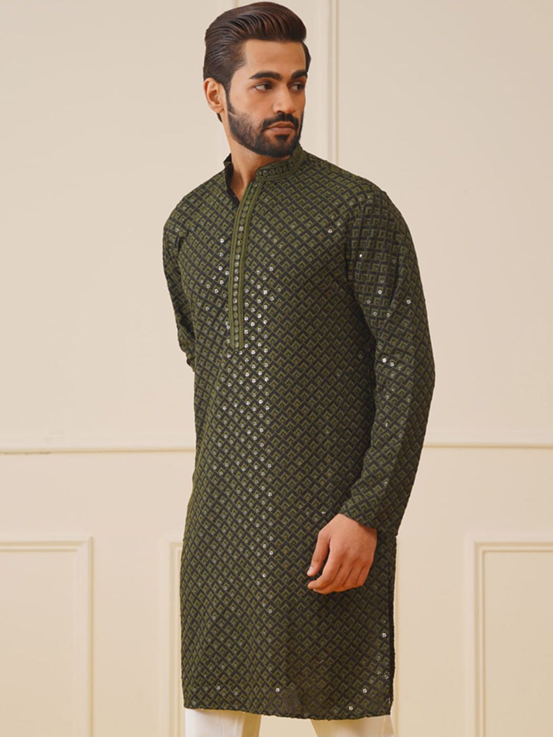 Jompers Geometric Embroidered Pure Cotton Strigth Kurtas