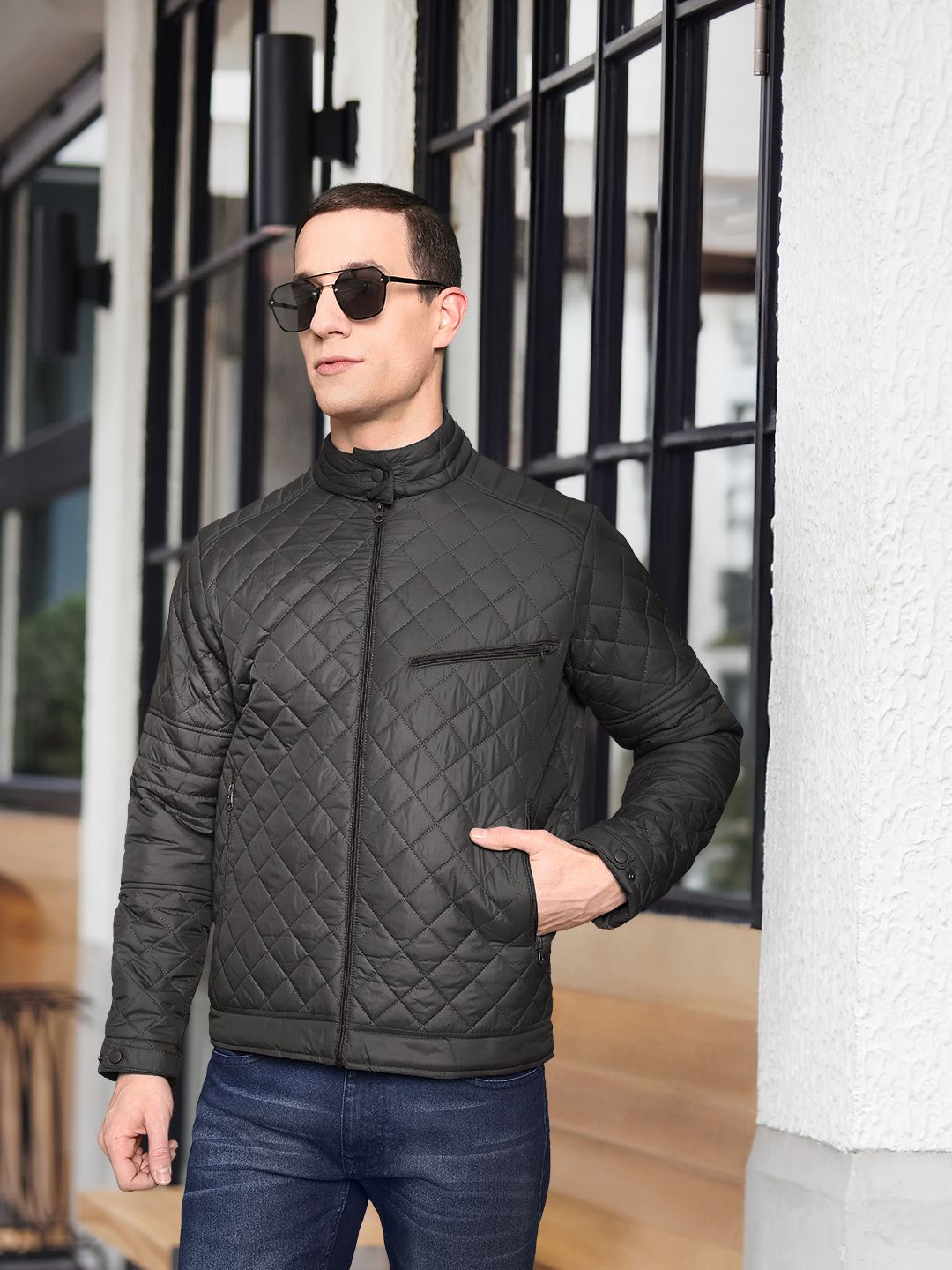 The Indian Garage Co Men Slim Fit Zip-Front Puffer Jacket with Insert Pockets