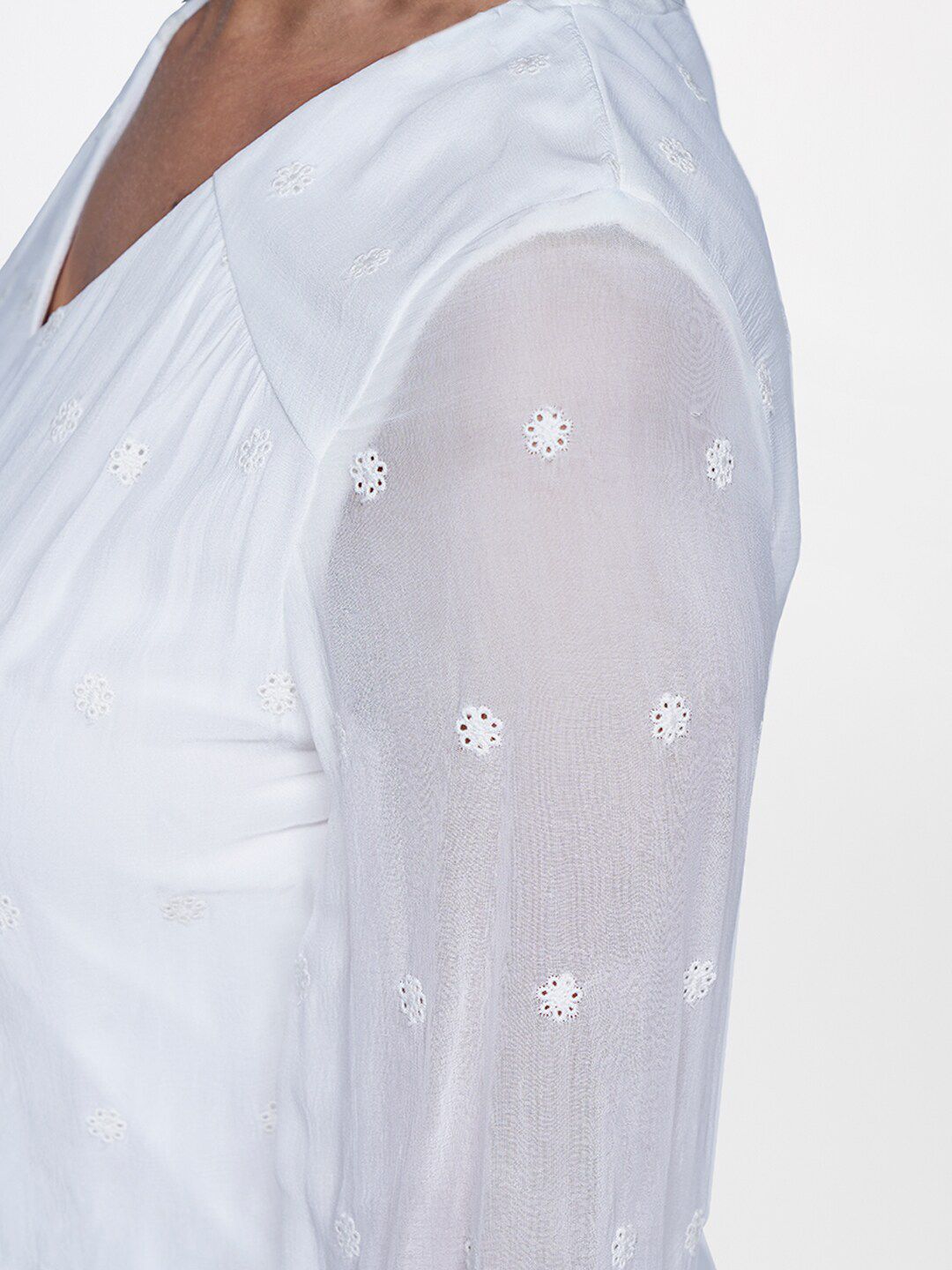 AND Slef Design Puffed Sleeves Top