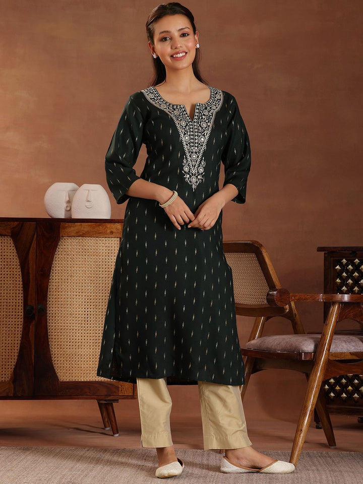 Libas Thread Work Embroidered Ethnic Motifs Straight Kurta