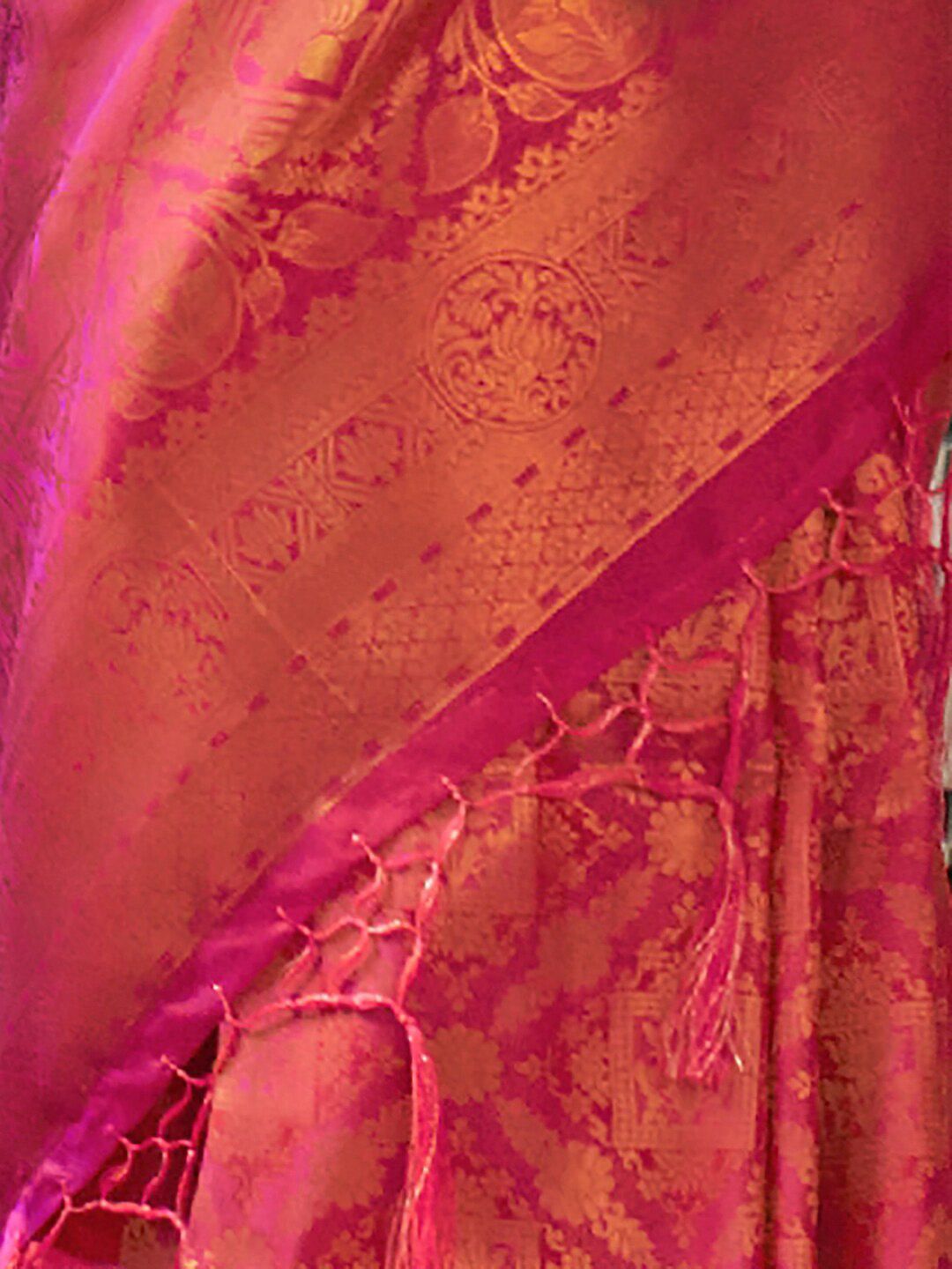 Saree mall Woven Design Zari Silk Blend Kanjeevaram Saree