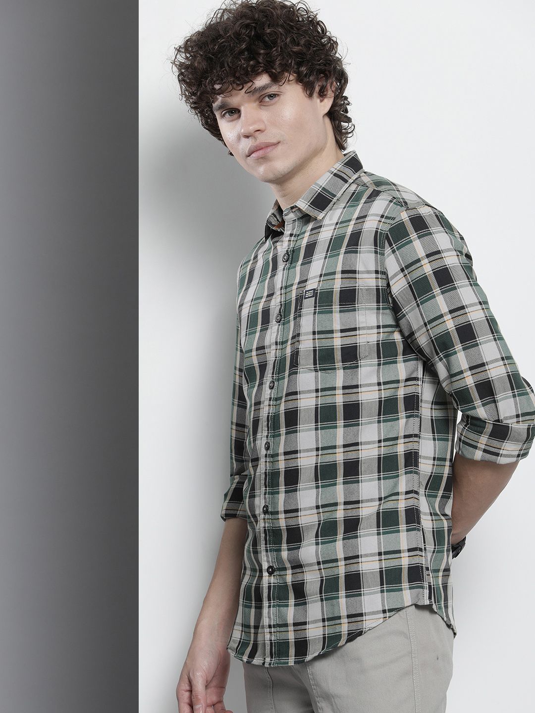 The Indian Garage Co Men Green Tartan Checked Cotton Casual Shirt