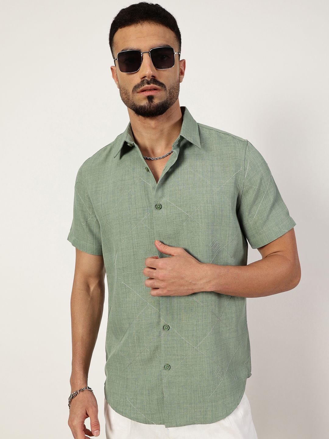 Thomas Scott Men Premium Spread Collar Textured Slim Fit Casual Shirt