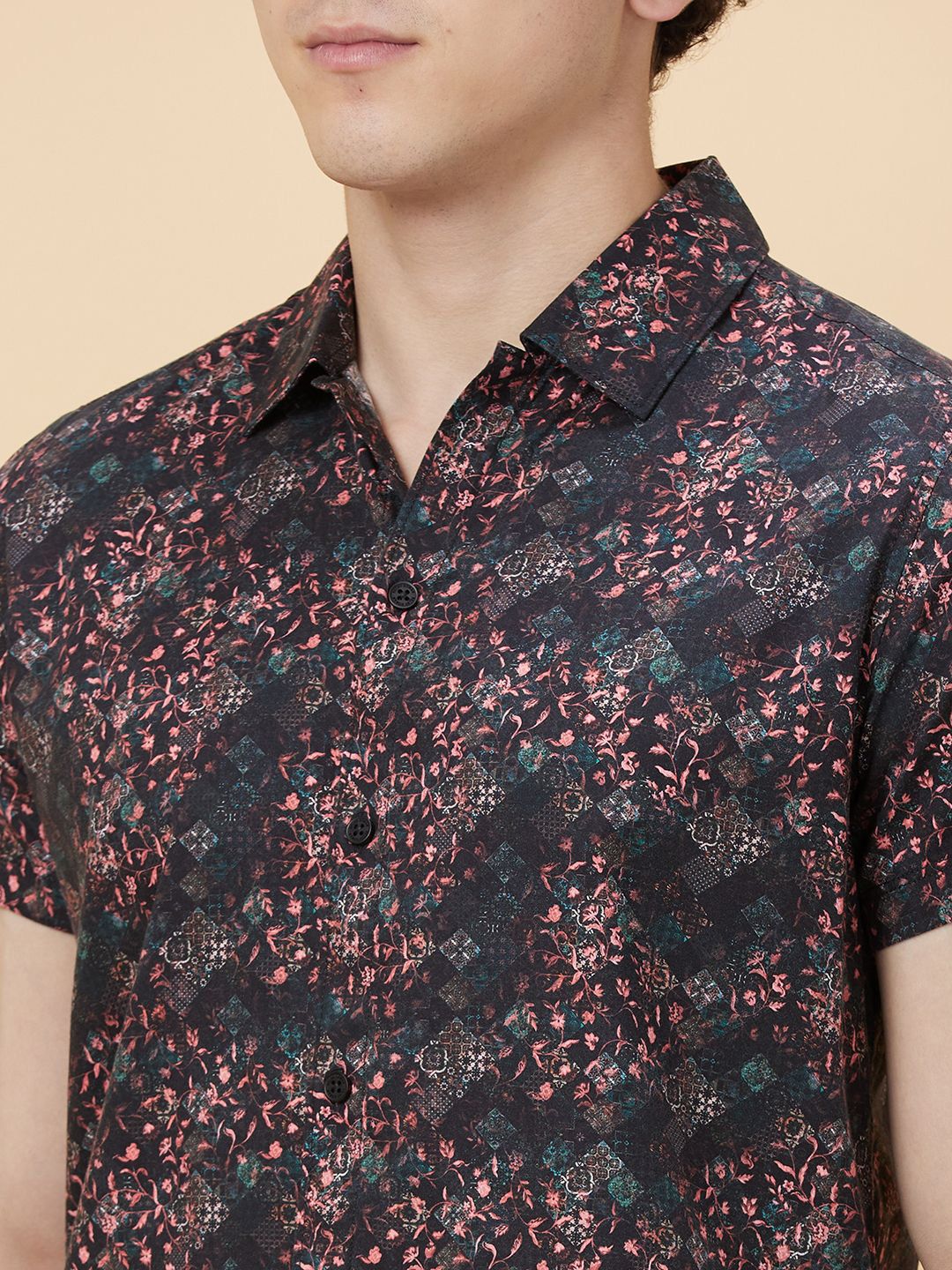 Being Human Men Slim Fit Floral Printed Casual Shirt