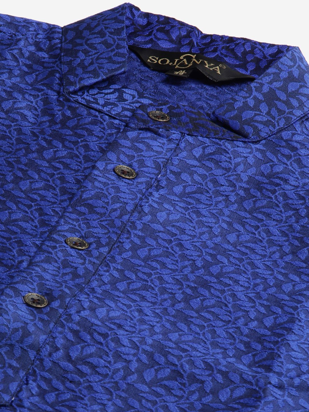 SOJANYA Men Blue & Off-White Jacquard Woven Design Kurta with Churidar & Nehru Jacket