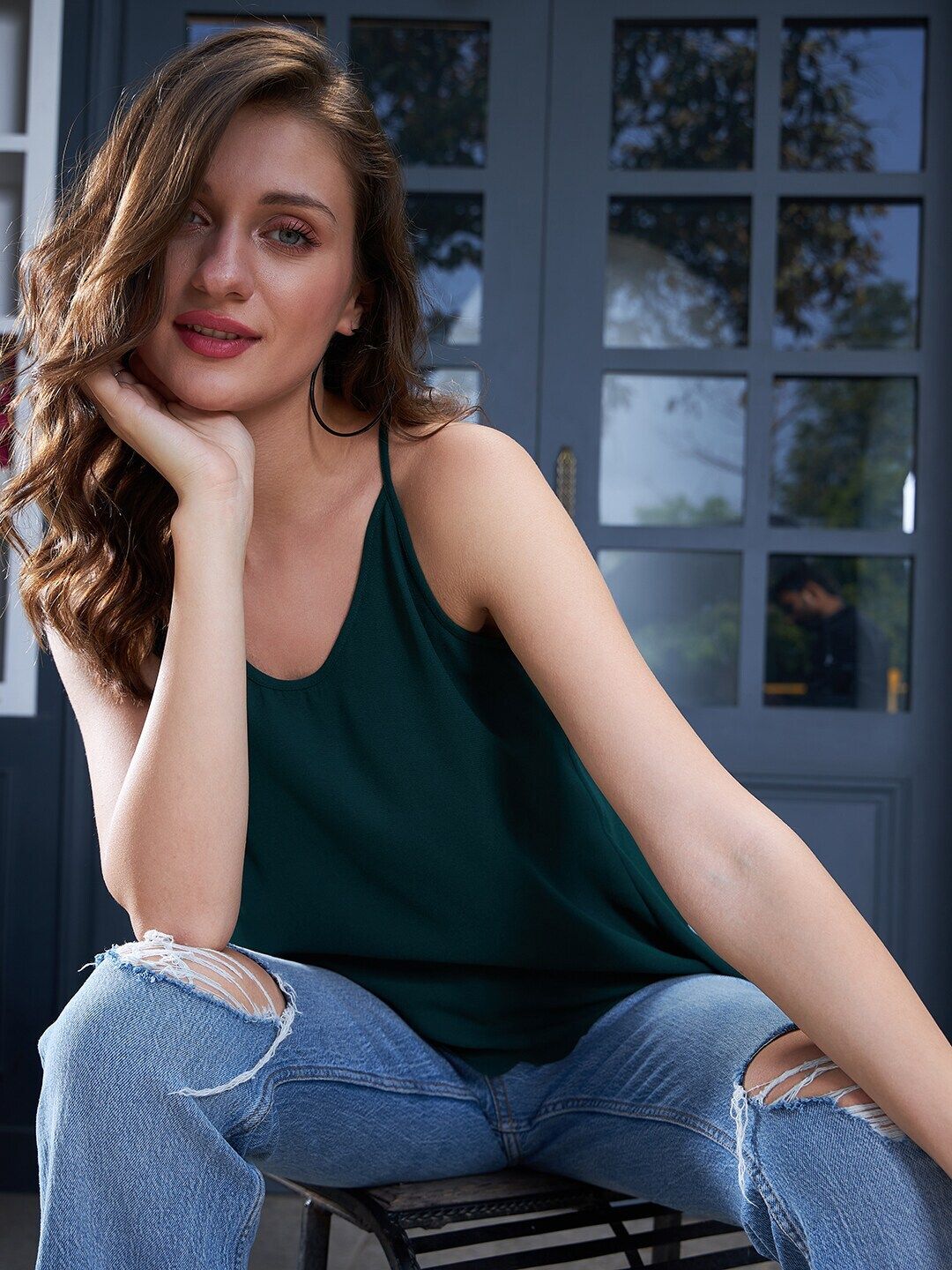 Berrylush Round Neck Sleeveless Styled Back Top