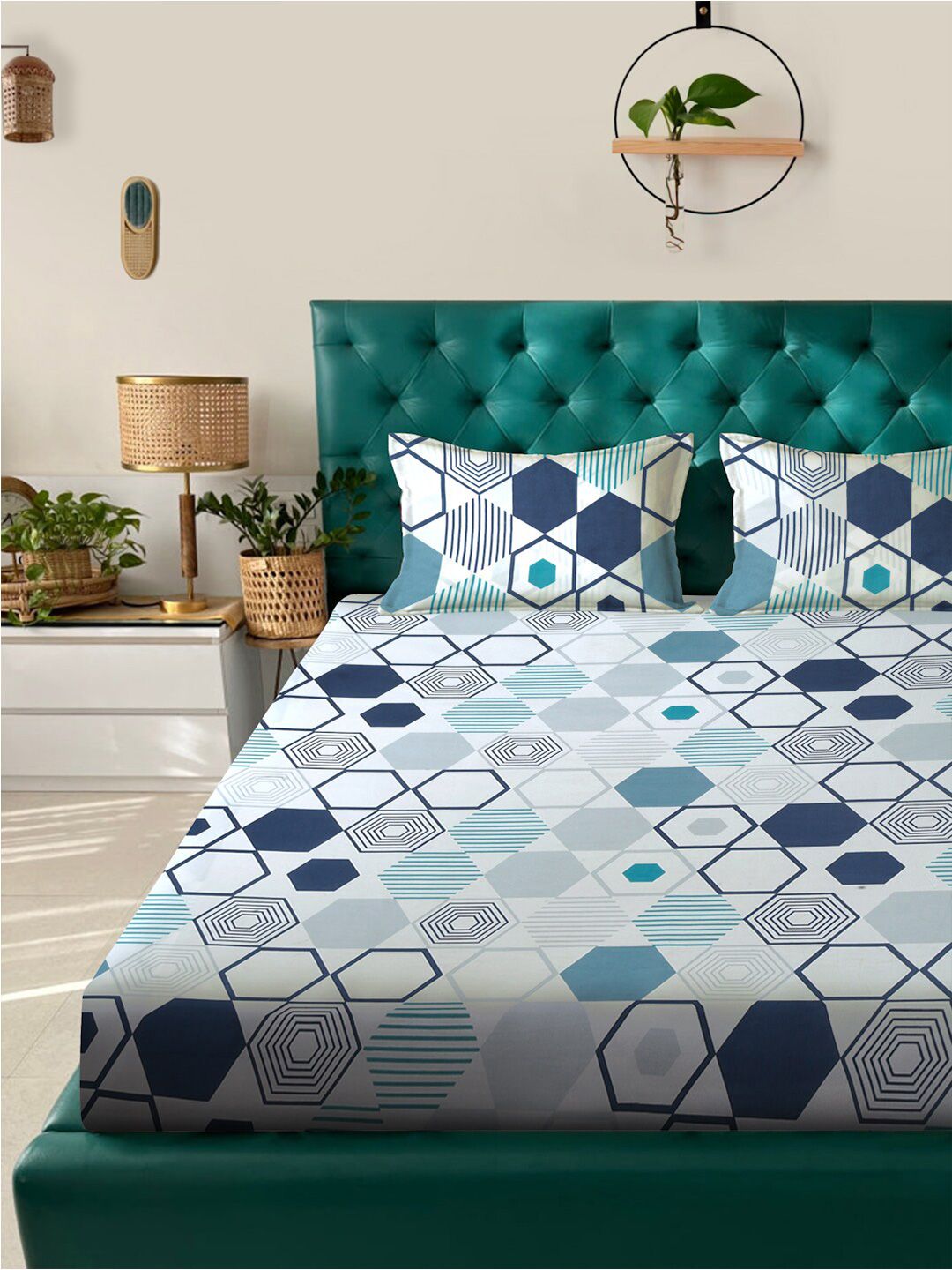 KLOTTHE Grey & Blue Geometric Fitted 300 TC King Bedsheet with 2 Pillow Covers