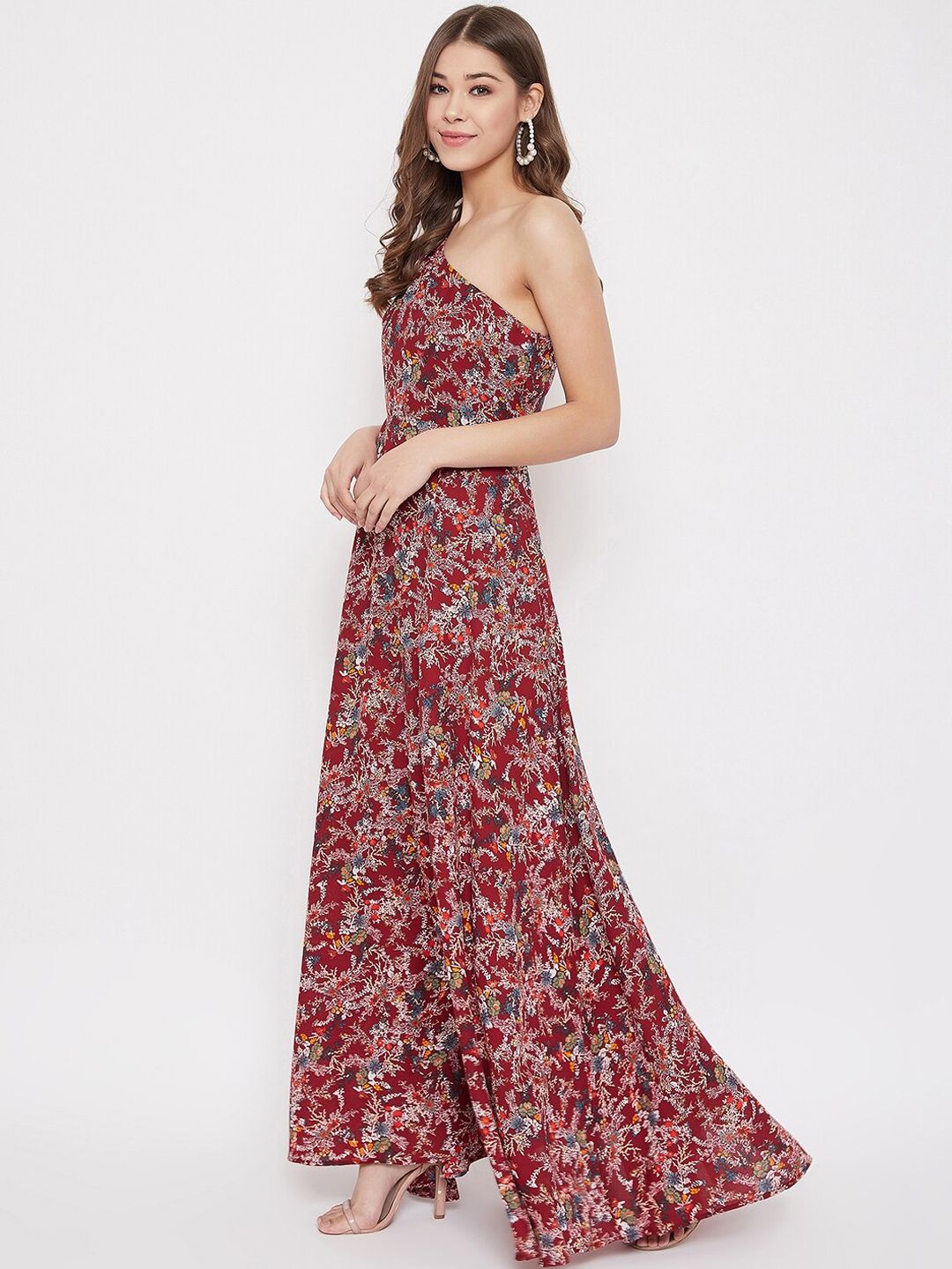 Berrylush Women Maroon & Off-White Floral Printed One Shoulder Maxi Dress