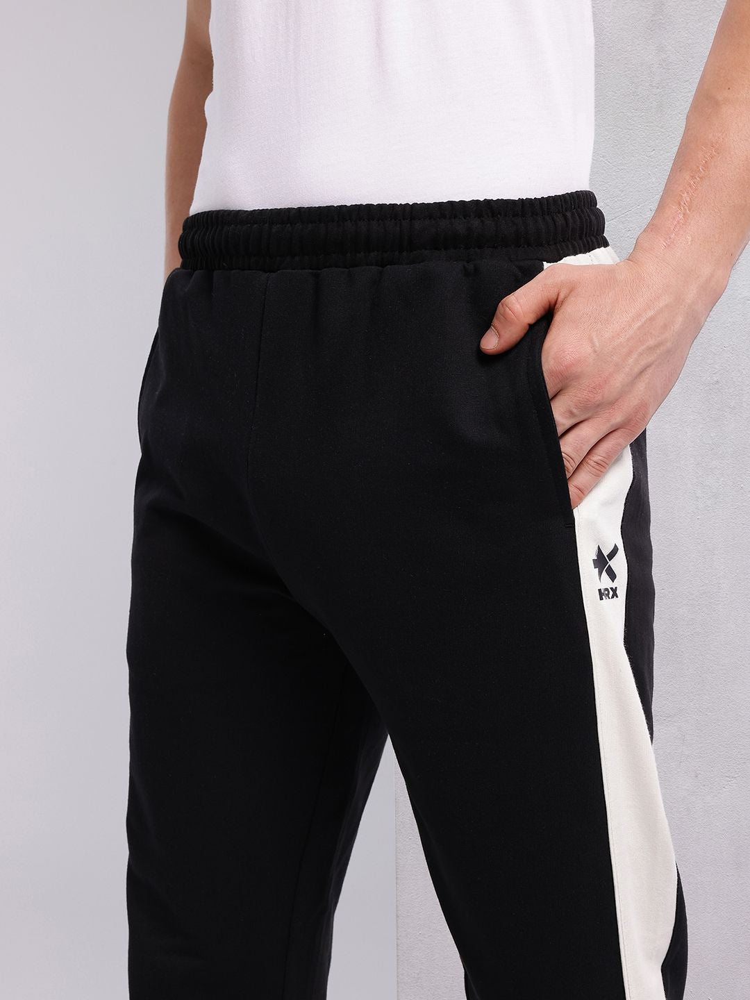 HRX by Hrithik Roshan Men Contrast Side Panel Lifestyle Track Pants