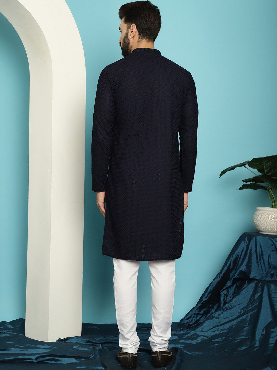 SOJANYA Embroidered Pure Cotton Kurta with Pyjama Set