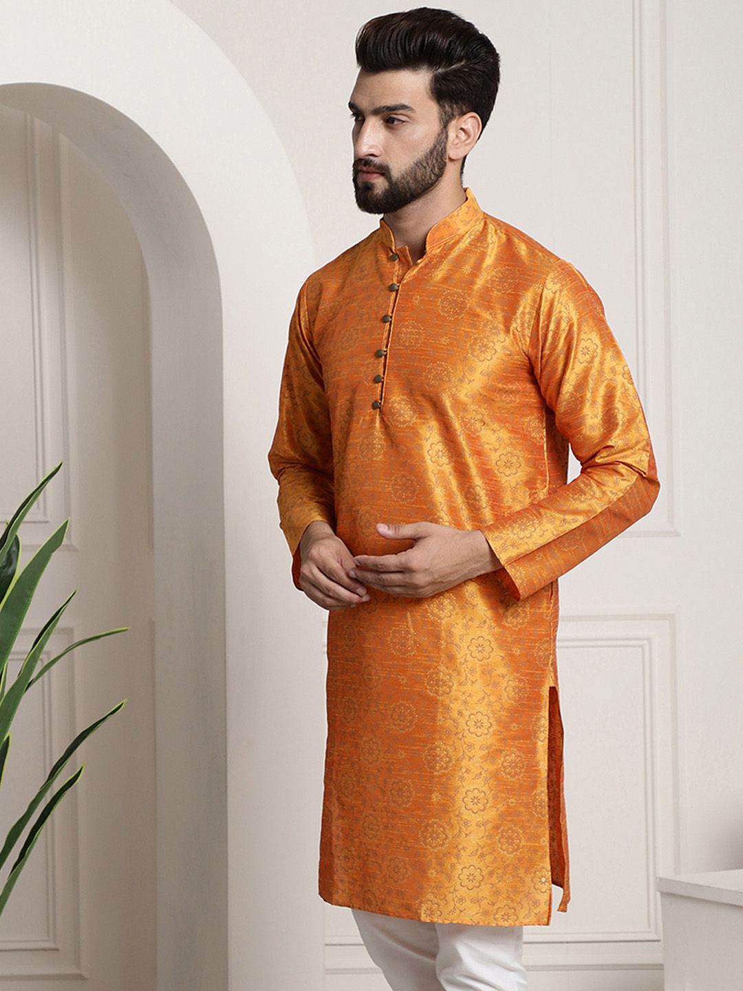 SOJANYA Floral Printed Mandarin Collar Long sleeves Straight Kurta