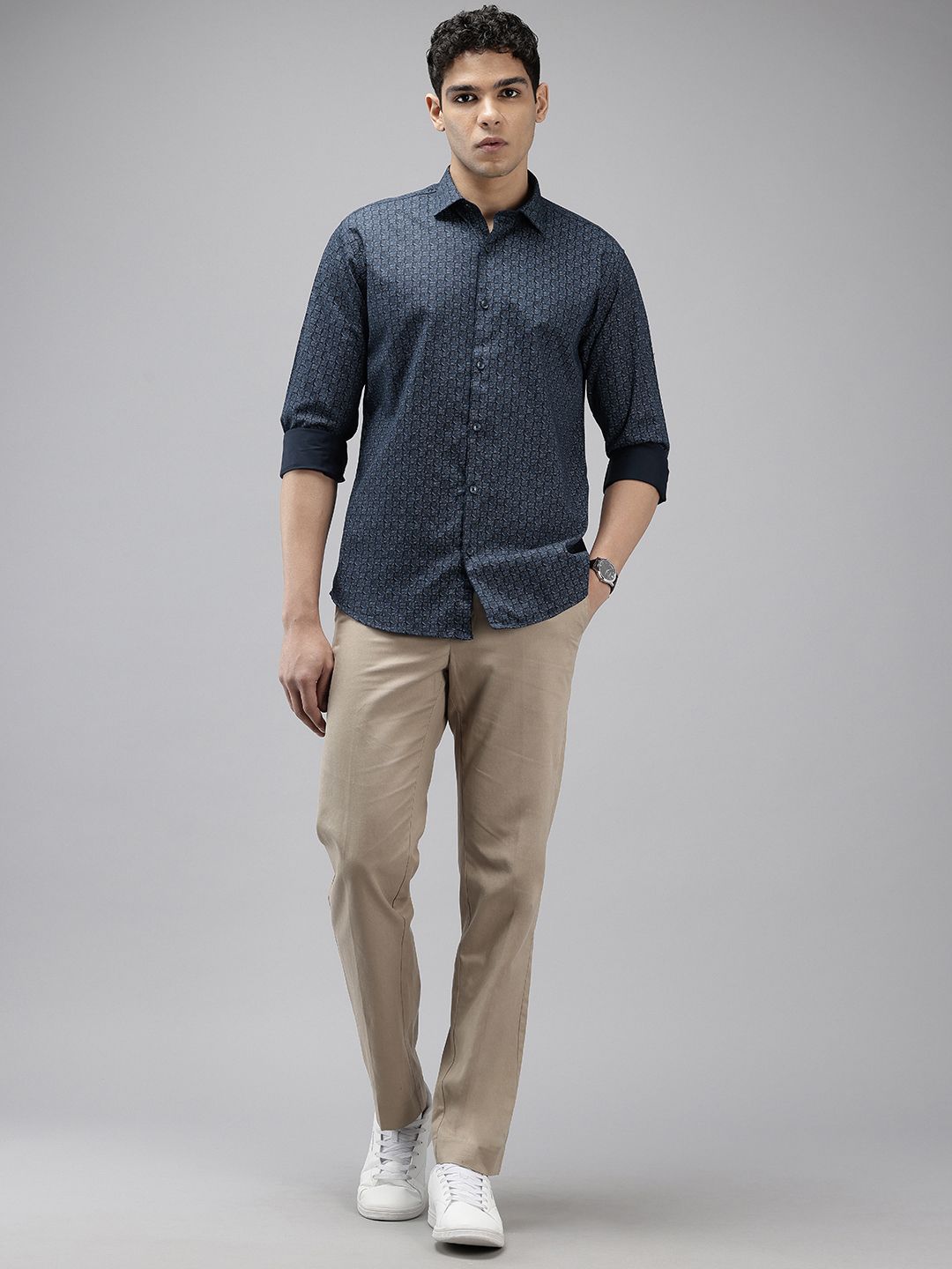Park Avenue Pure Cotton Slim Fit Printed Casual Shirt