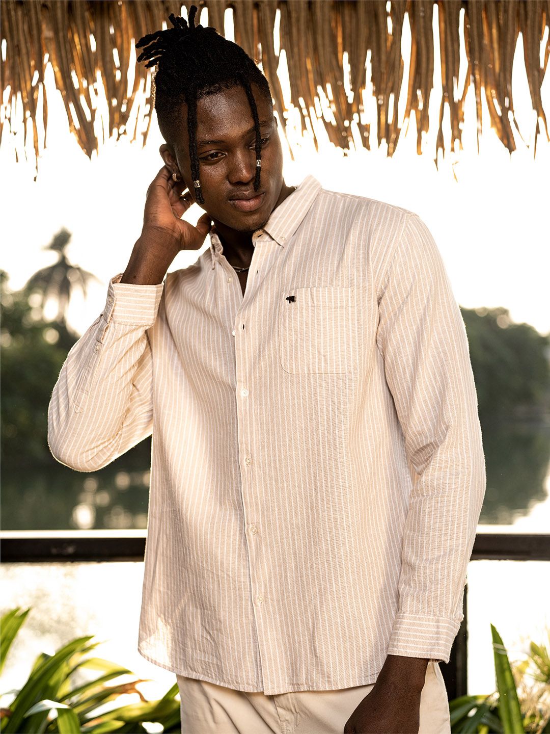 THE BEAR HOUSE Men Slim Fit Striped Cotton-Linen Casual Shirt