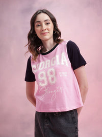T-shirt bercetak varsity dressberry