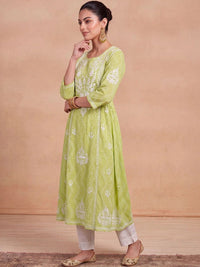 Rumah Wanita Chikankari Motif Etnik Bersulam Kurta Chikankari