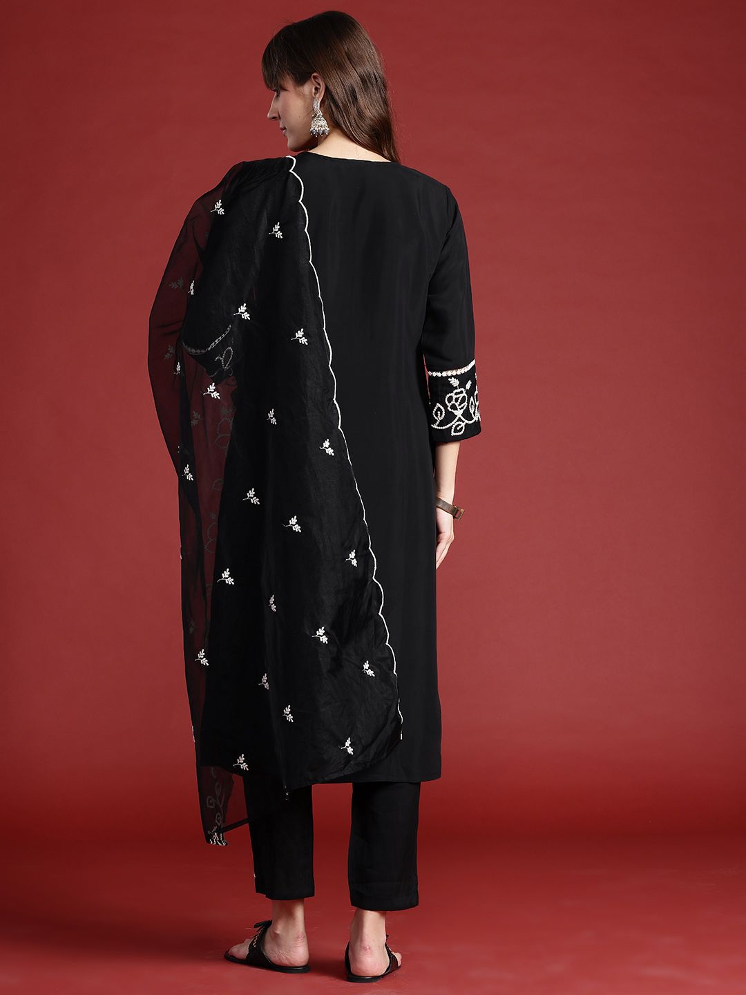 Kurta Kerja Benang Sulam Bunga Era Indo Dengan Seluar &amp; Dupatta