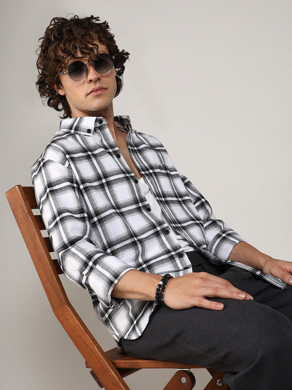 Kampus Sutra White Classic Tartan Memeriksa Baju Kasual Kain