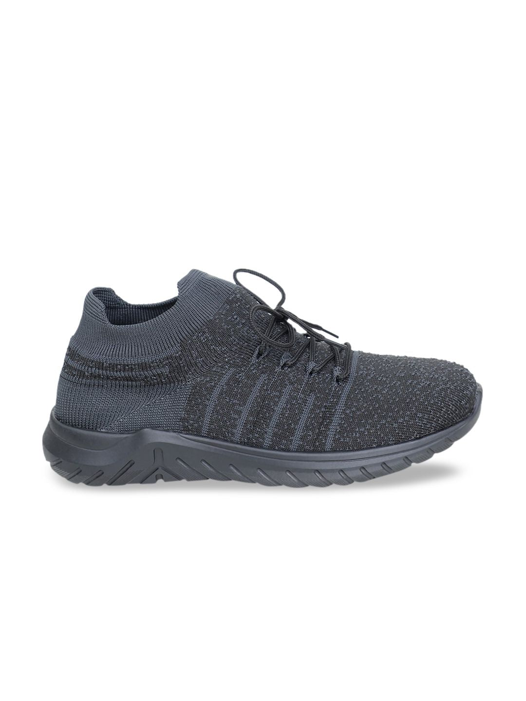 Highlander Men Anti Skid Lightweight Athleisure Sneaker