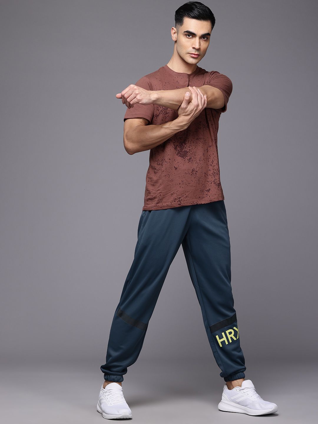 HRX by Hrithik Roshan Men Rapid Dry Training Joggers