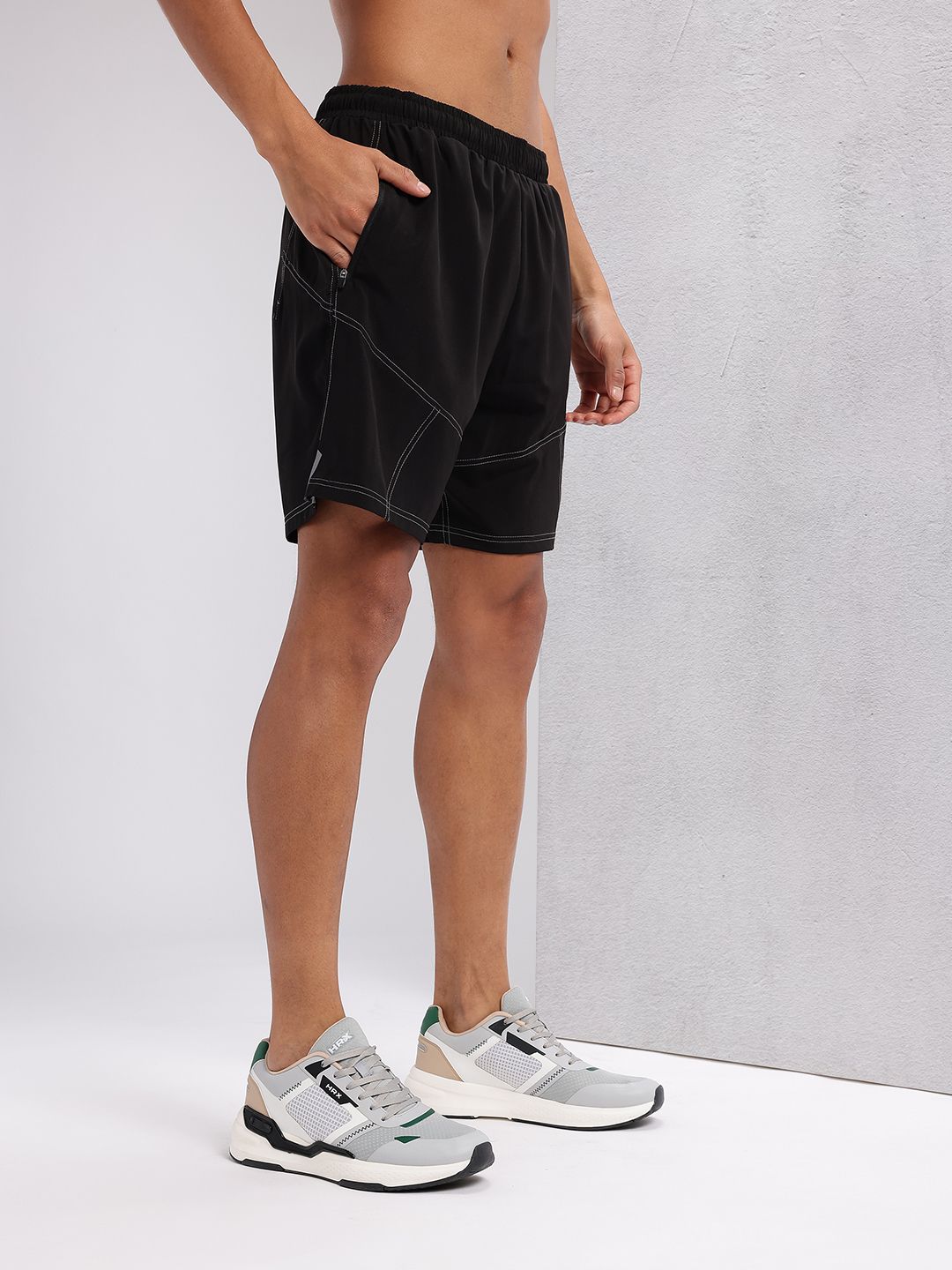 HRX by Hrithik Roshan Men Contrast Stitch Training Shorts
