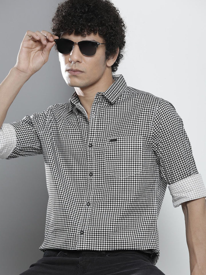 The Indian Garage Co Men Black Micro Checked Casual Shirt
