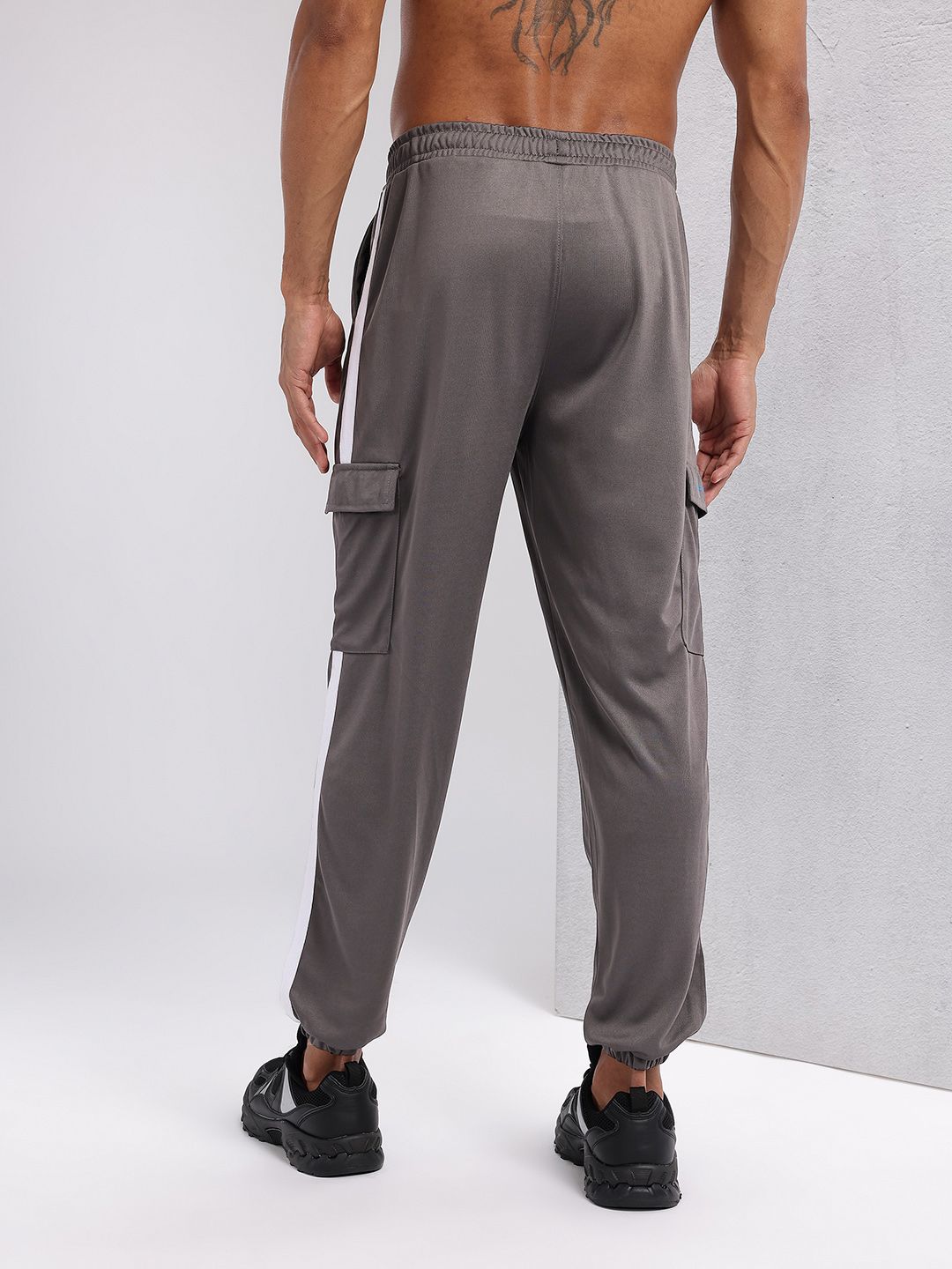 HRX by Hrithik Roshan Men Mid-Rise Rapid-Dry Training Joggers