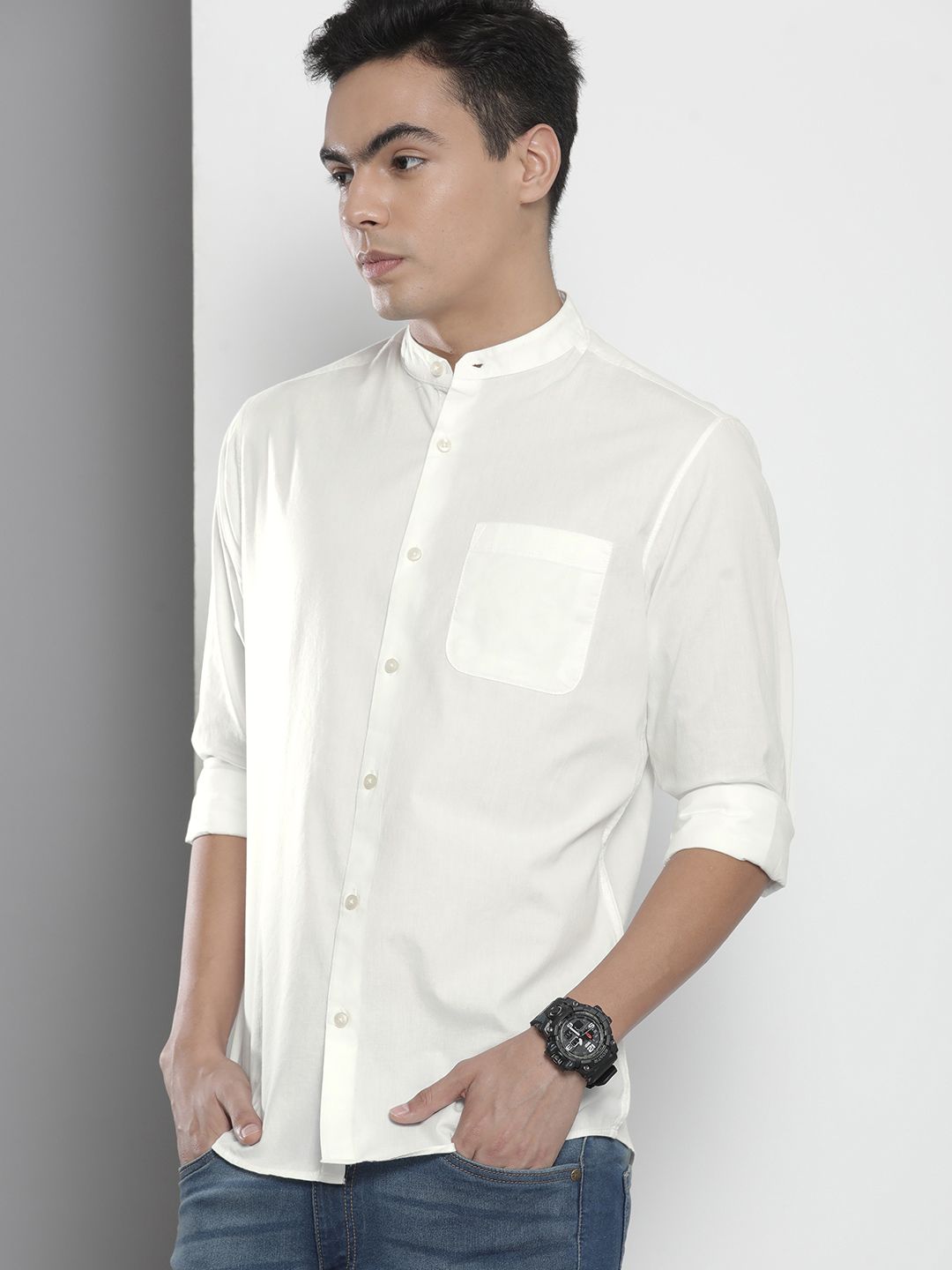 The Indian Garage Co Men White Solid Casual Shirt