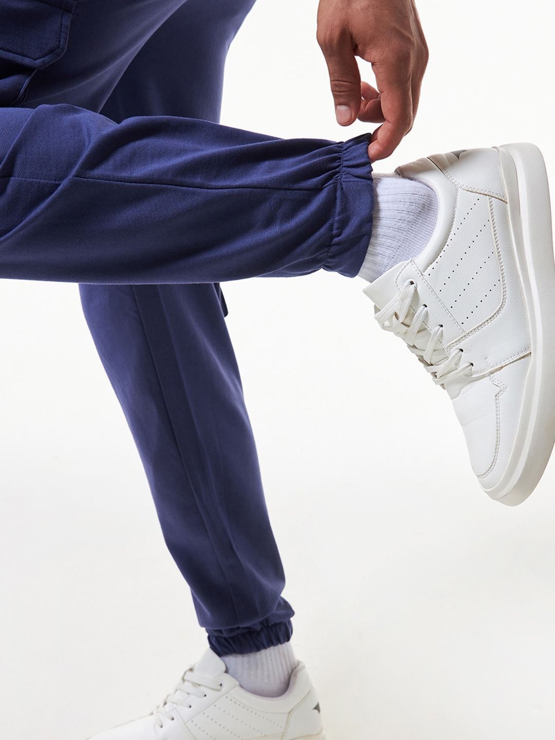 Bewakoof Air 1.0 Oversized Cargo Joggers