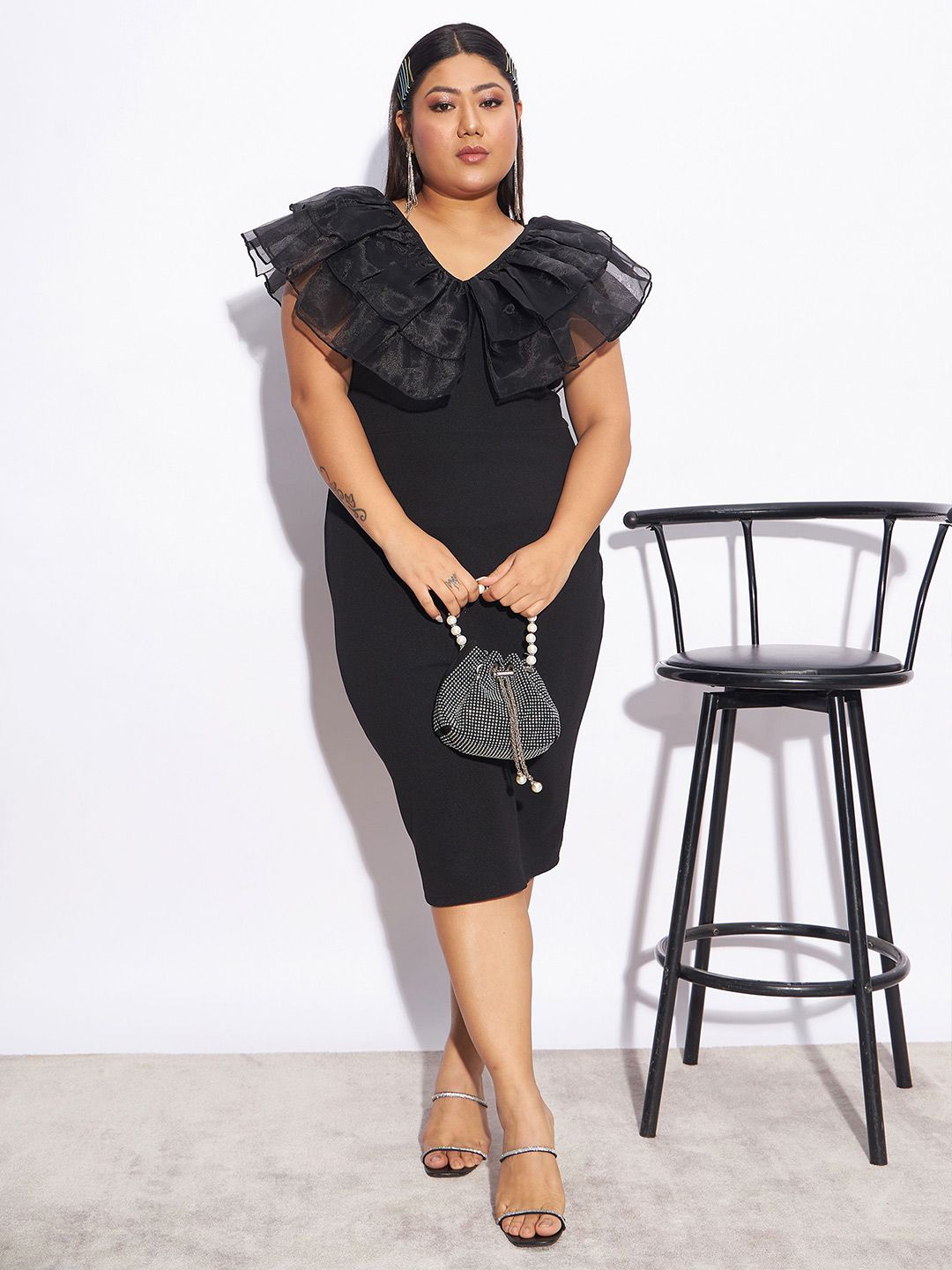 SASSAFRAS Curve Plus Size Black V-Neck Flutter Sleeves Sheath Dress