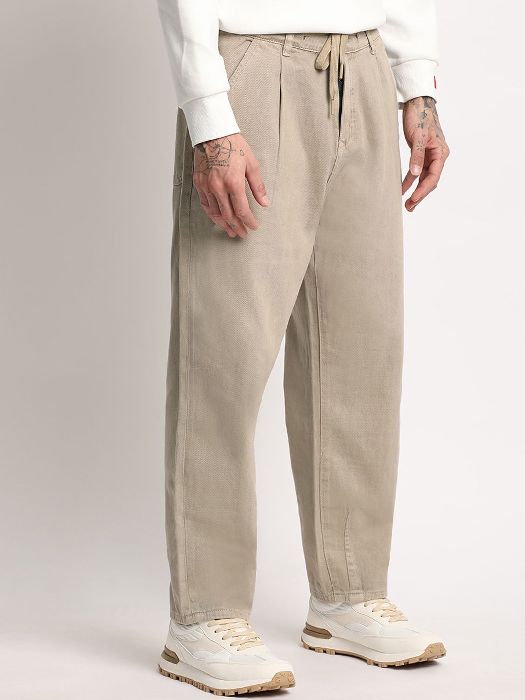 THE BEAR HOUSE Men Pleated Relaxed Fit Clean Look Pure Cotton Jeans