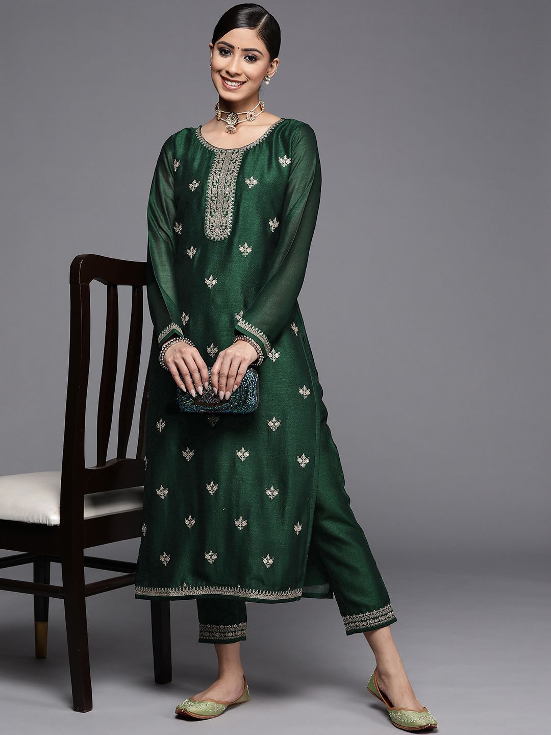 Libas Women Green & White Yoke Design Floral Motifs Straight Kurta