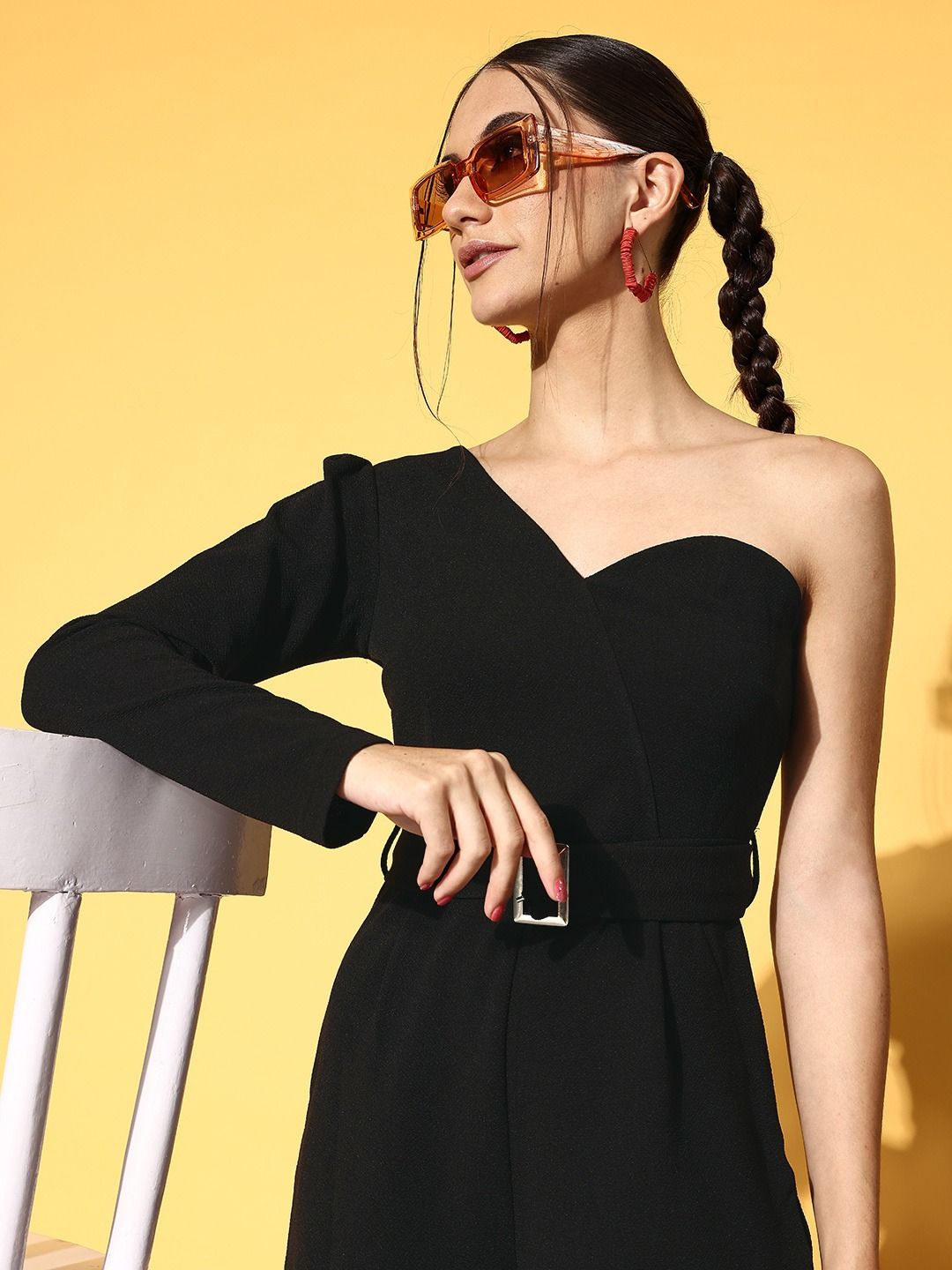 Berrylush Women Stunning Black Solid Vacay Attire