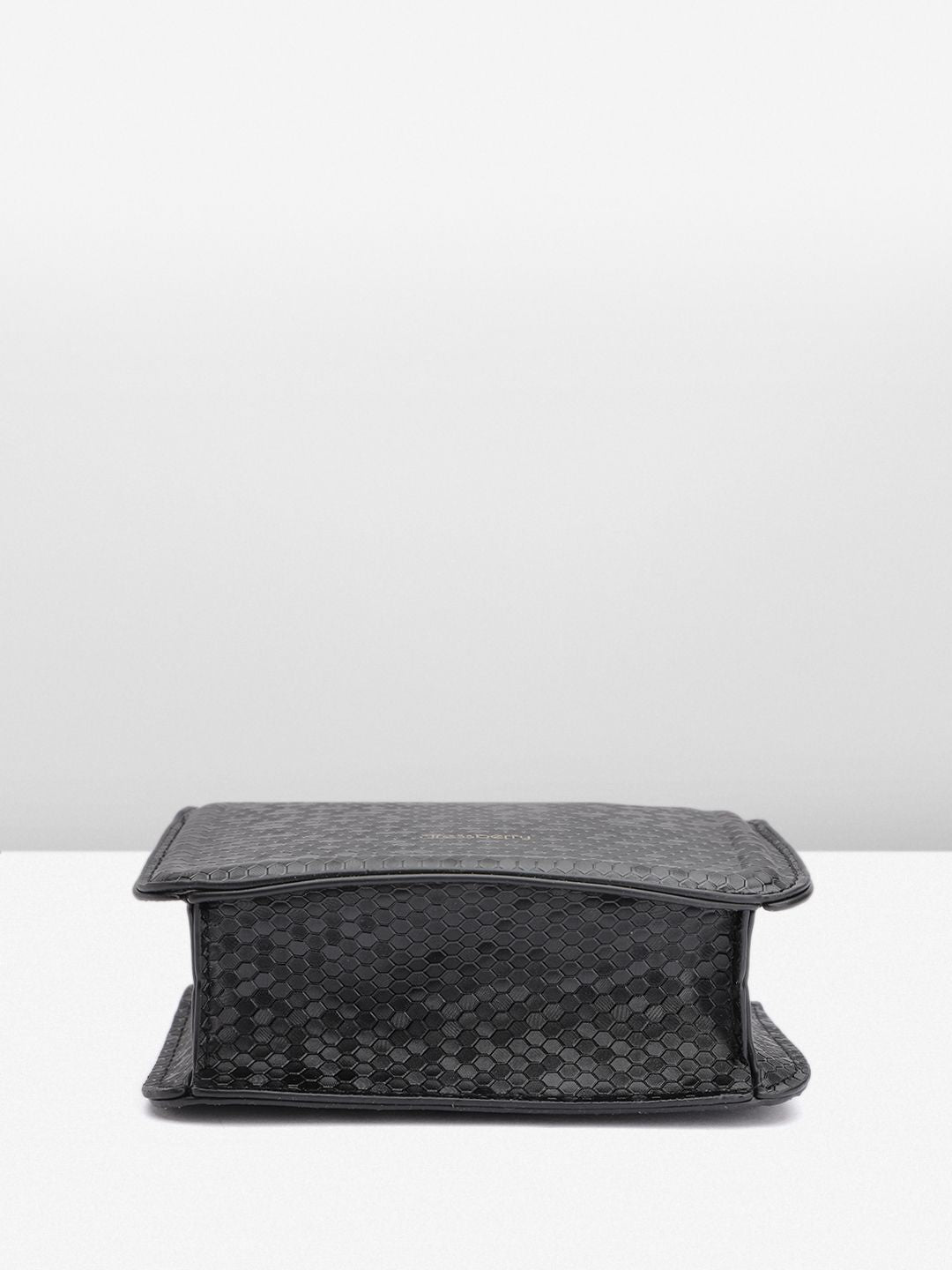 DressBerry Textured Structured Handheld Bag