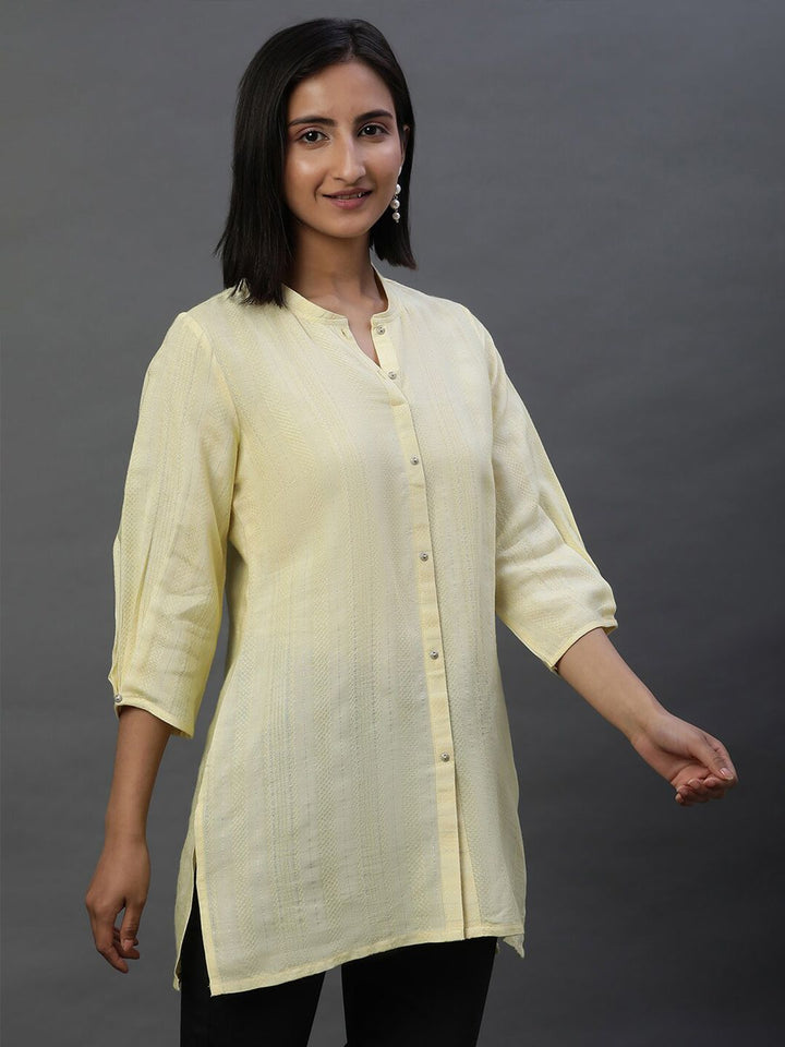 AURELIA Geometric Woven Design Mandarin Collar Straight Kurti