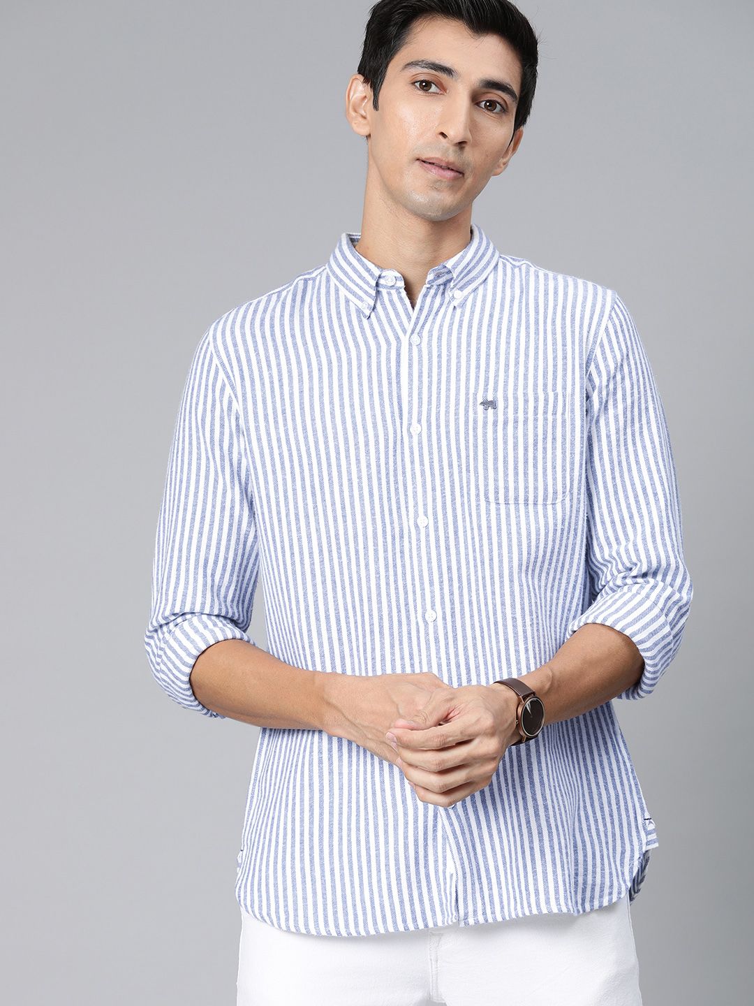THE BEAR HOUSE Men Blue & White Slim Fit Striped Casual Shirt