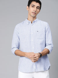 THE BEAR HOUSE Men Blue & White Slim Fit Striped Casual Shirt