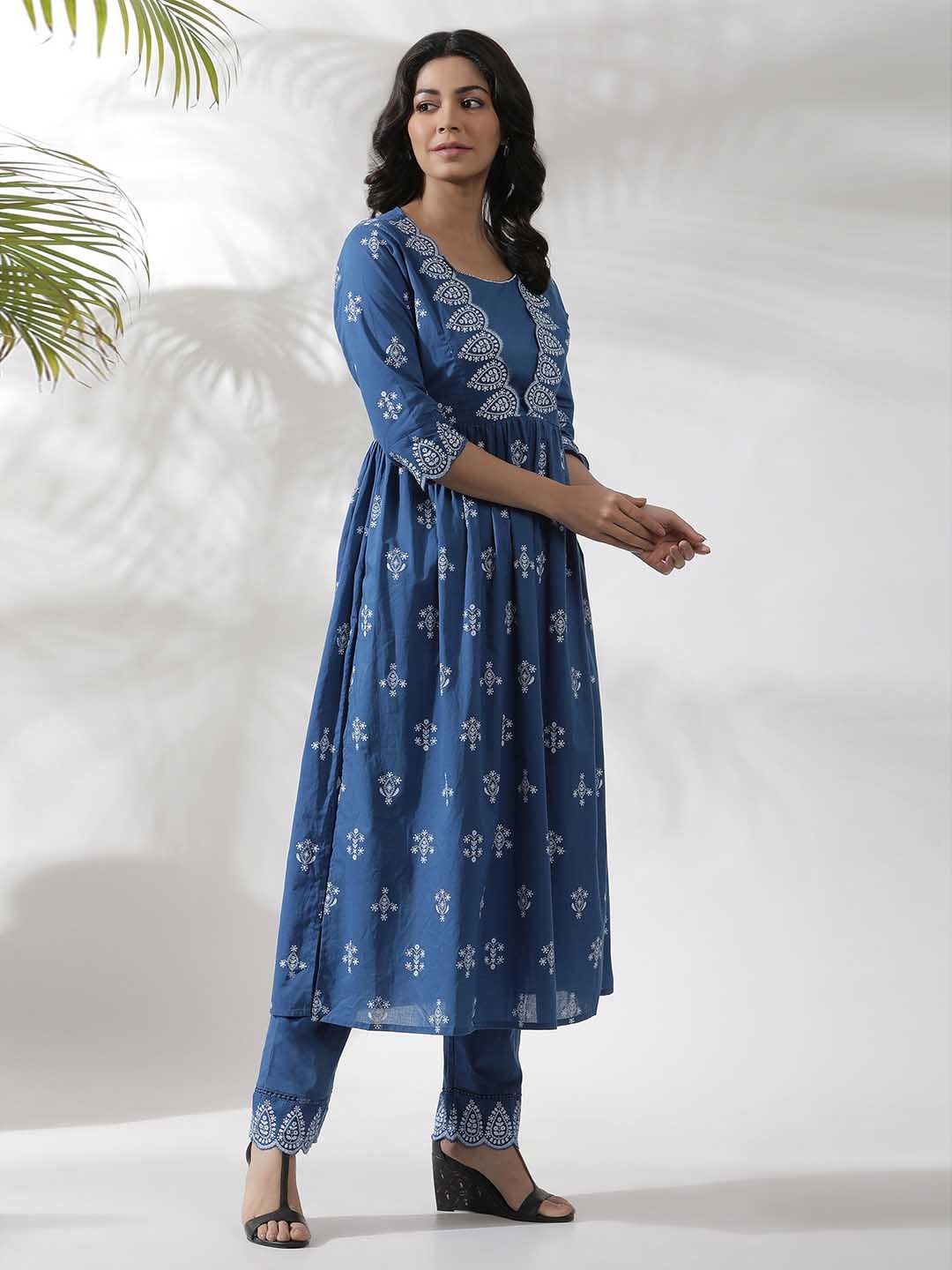 W Ethnic Motifs Printed Round Neck Pure Cotton Kurta & Trouser