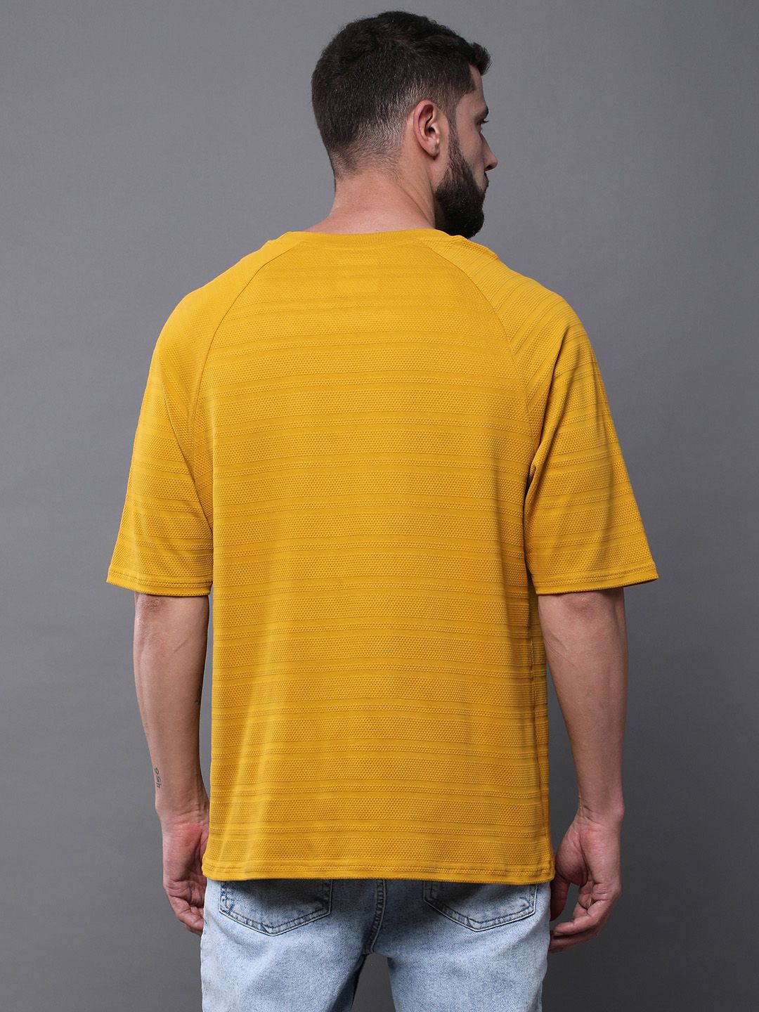 Difference of Opinion Men Solid Popcorn Structure Oversized Raglan T-Shirt