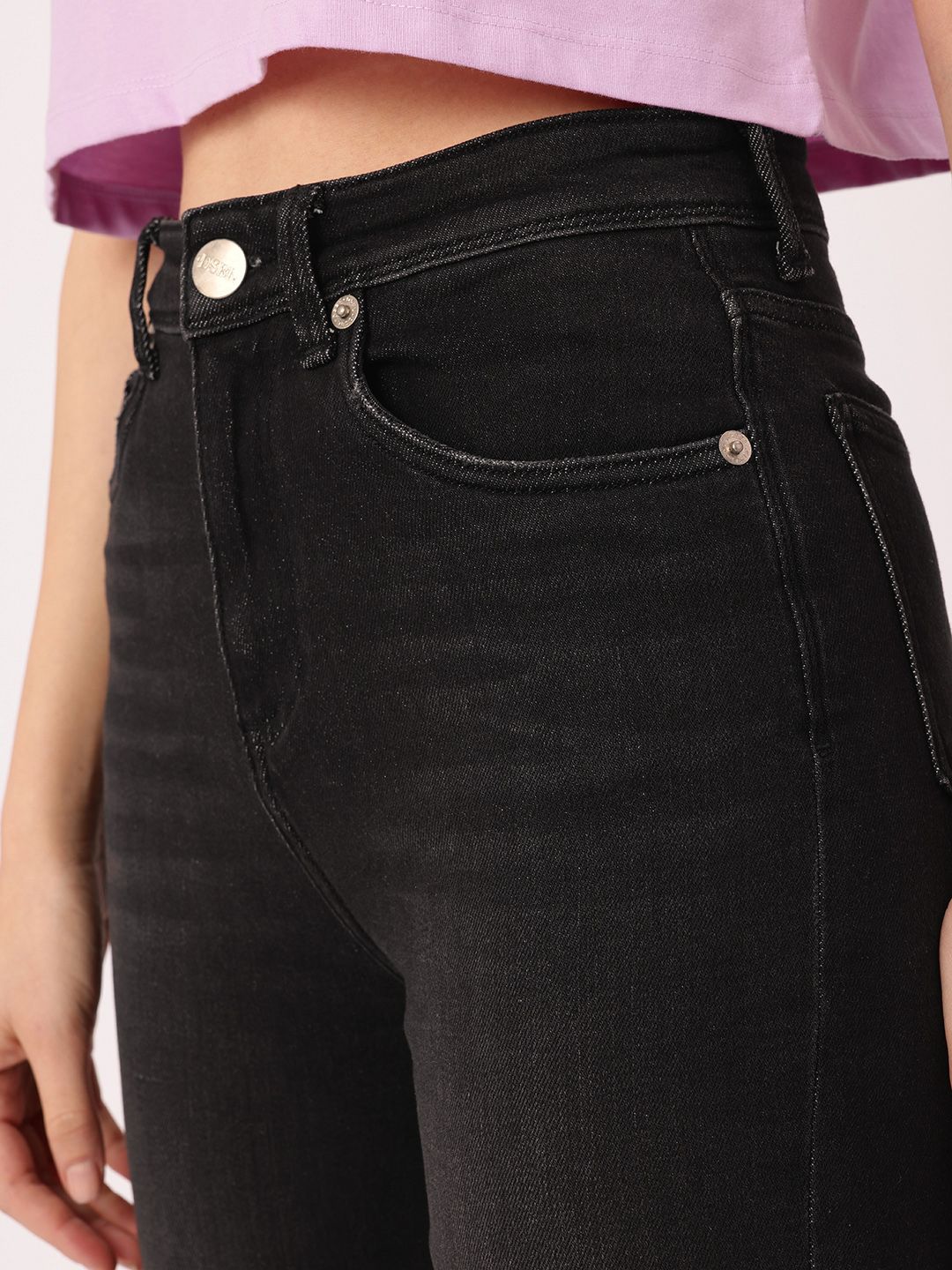 DressBerry Women Classic Vibe High-Rise Light Fade Frayed Cropped Jeans