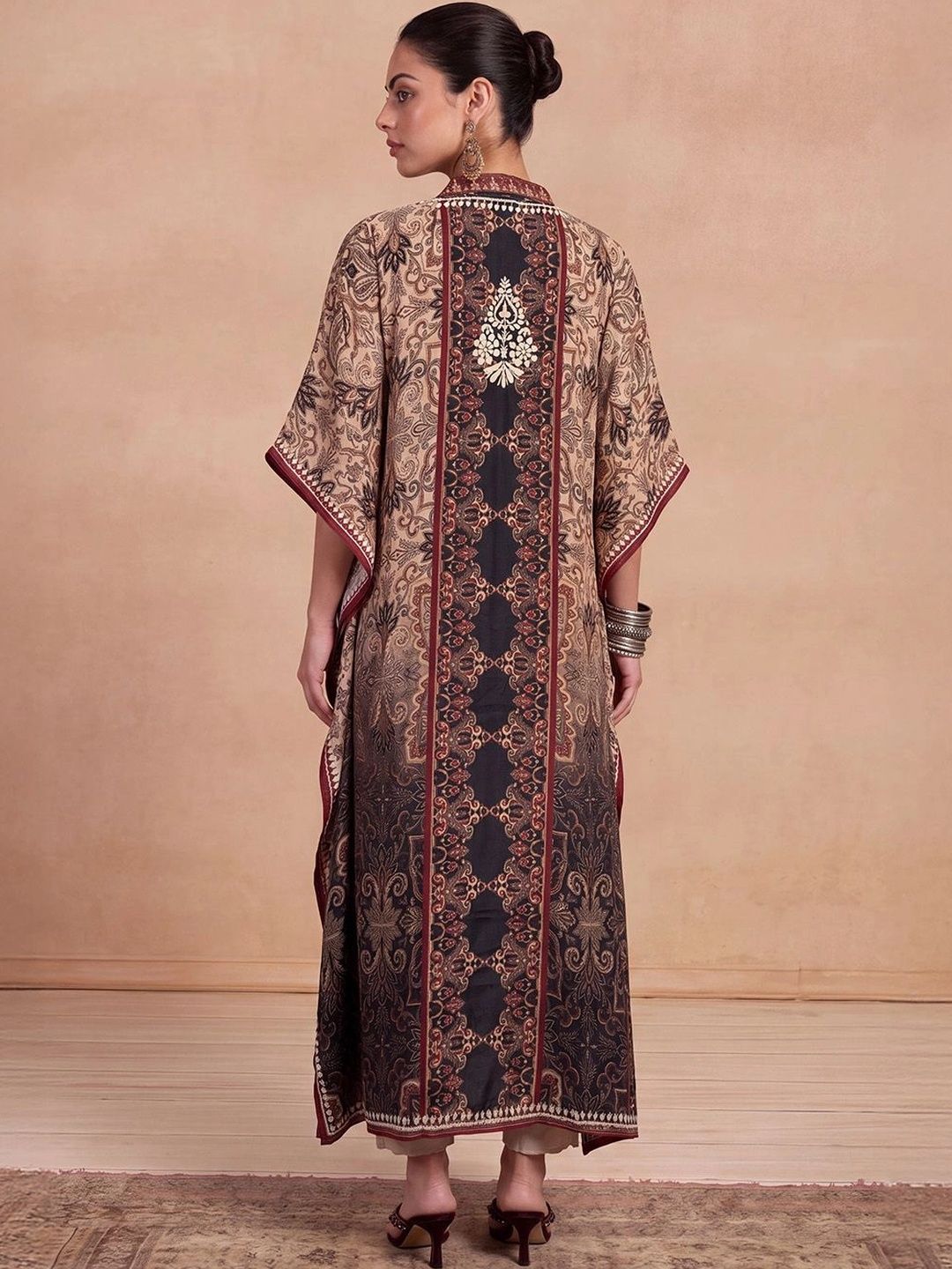 Rumah Wanita Chikankari Sulam Lengan Panjang Kerja Benang Krep Kaftan Kurta