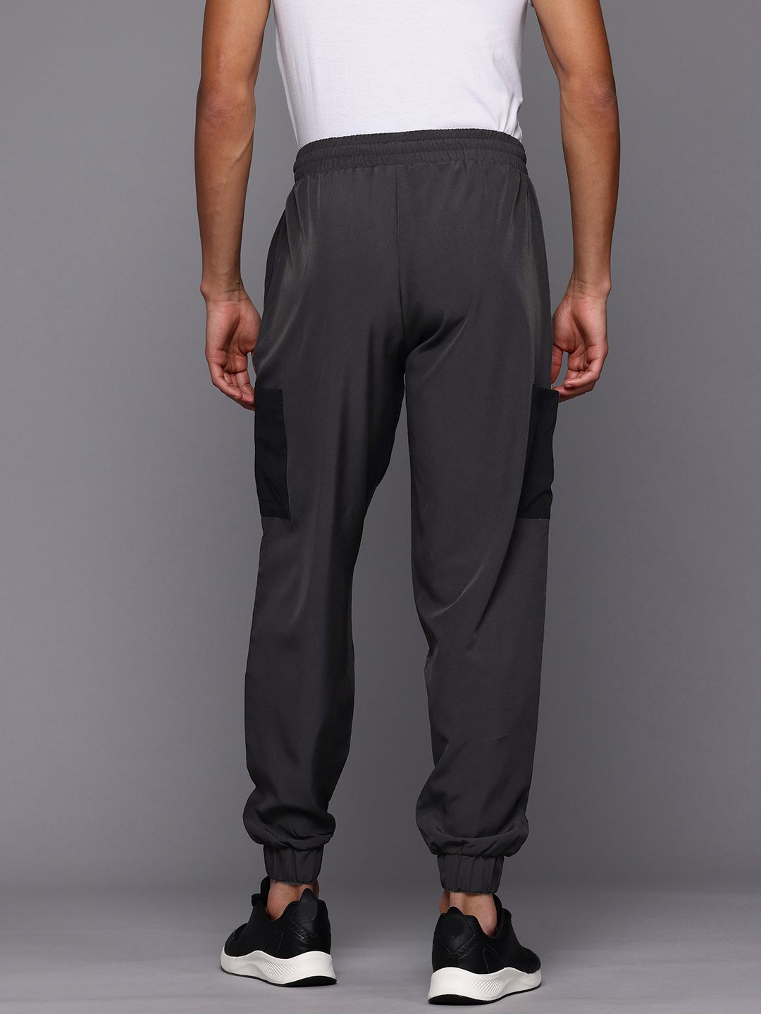 HRX by Hrithik Roshan Men Cargo Style Lifestyle Joggers