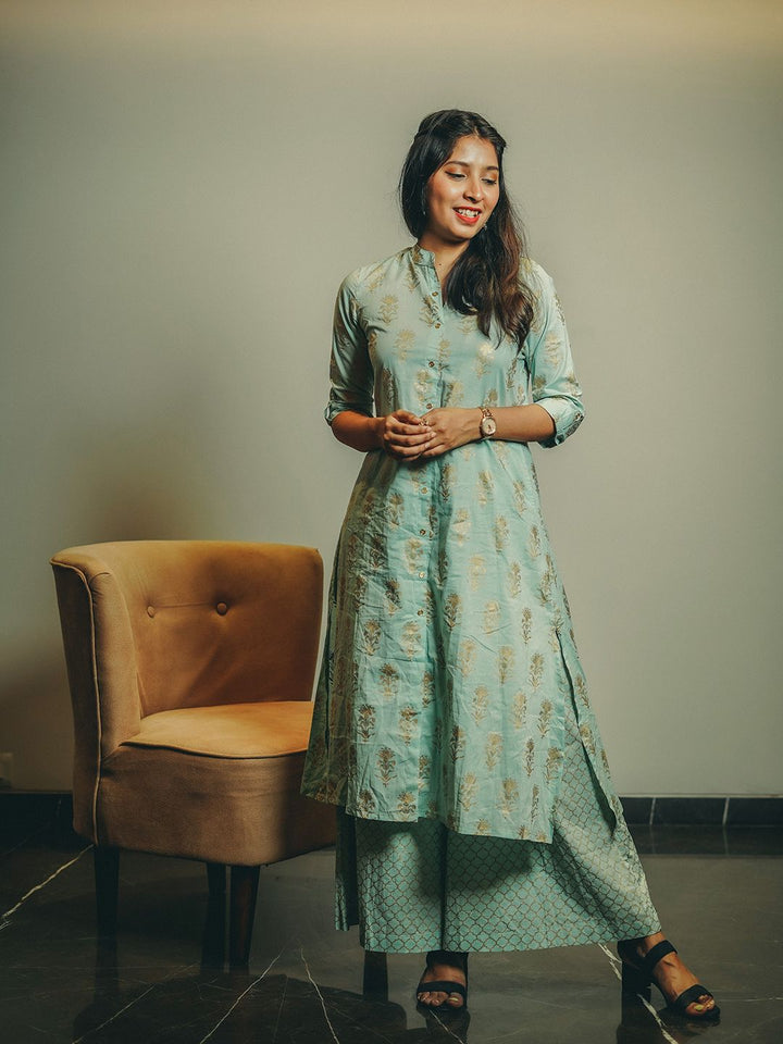 Vishudh Women Turquoise Blue & Gold-Toned Printed Kurta with Palazzos