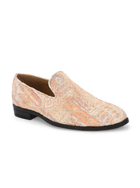House Of Pataudi Men Embroidered Casual Slip On Mojaris